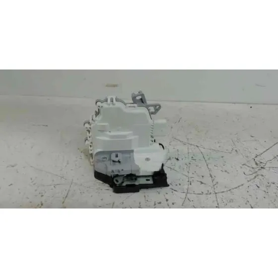 Cerradura Puerta Trasera Derecha para Audi A3 (8V)