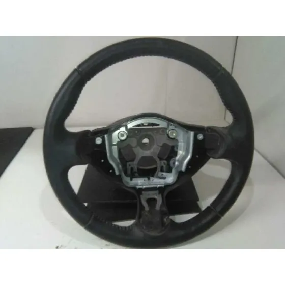 Volante para Nissan Juke (F15)
