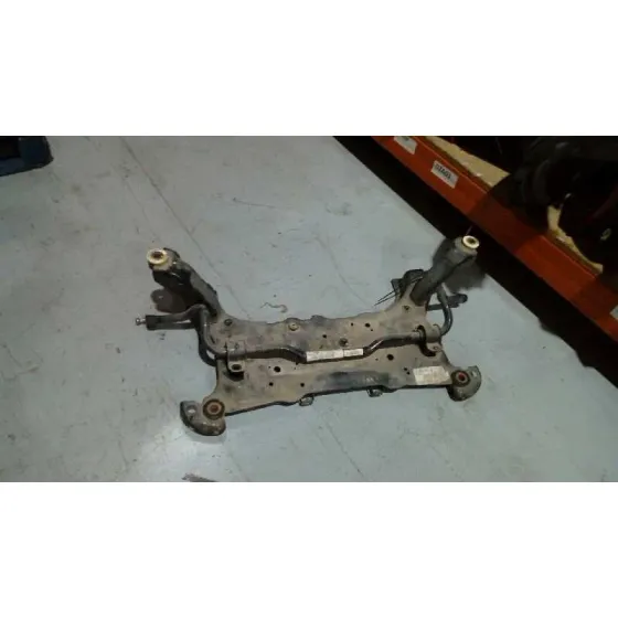Puente Delantero para Ford Focus Lim. (Cb8)