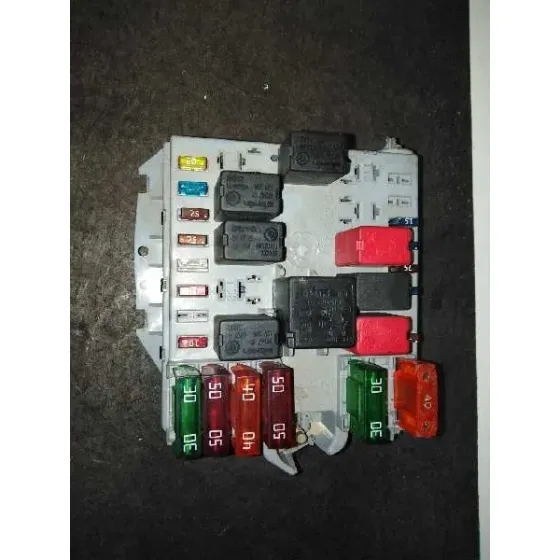 Caja Reles / Fusibles para Alfa Romeo 147 (190)