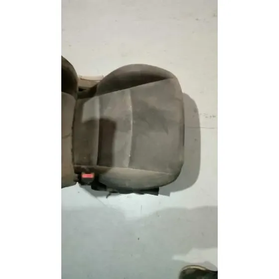 Asiento Delantero Izquierdo para Kia Carens ( )