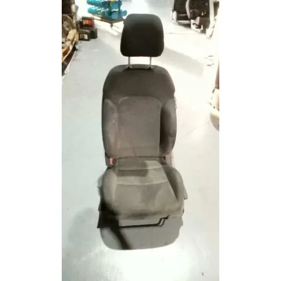 Asiento Delantero Izquierdo para Kia Carens ( )