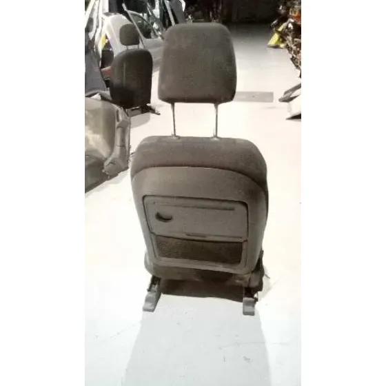 Asiento Delantero Izquierdo para Kia Carens ( )