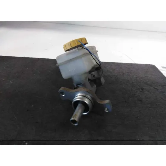 Bomba Freno para Subaru Impreza G12