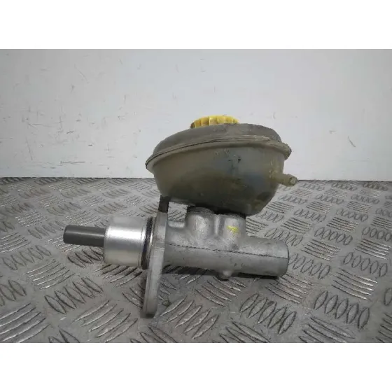 Bomba Freno para Audi A6 Berlina (4B2)