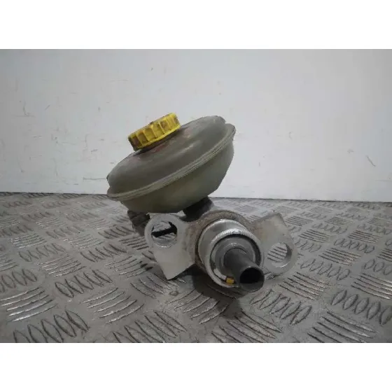 Bomba Freno para Audi A6 Berlina (4B2)