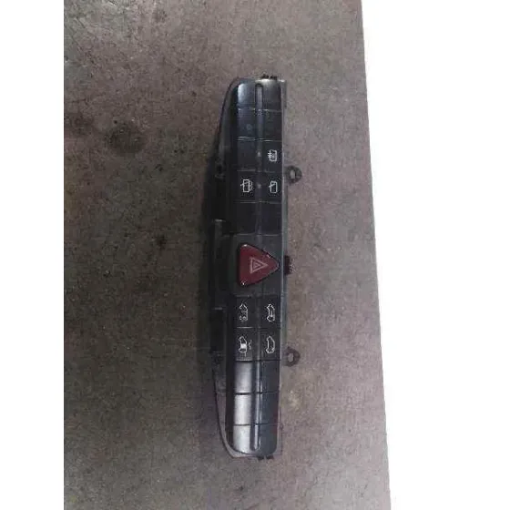 Warning para Mercedes-Benz Vito Caja Cerrada 6.03 ->