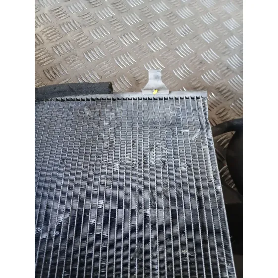 Condensador / Radiador Aire Acondicionado para Ford Fiesta (Cbk)