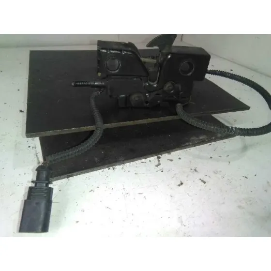 Cerradura Capot para Seat Ibiza St (6P8)