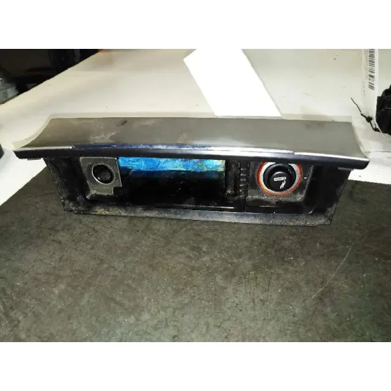 Cenicero para Volkswagen Passat Berlina (3C2)