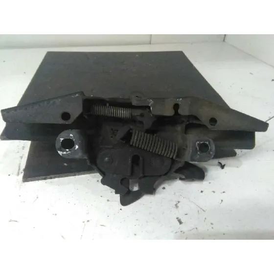 Cerradura Capot para Toyota Corolla Verso (R1)