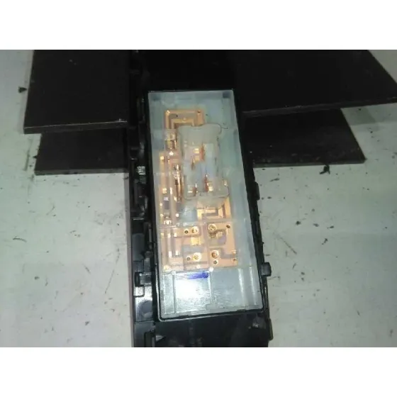 Mando Elevalunas Delantero Derecho para Nissan Qashqai (J11)
