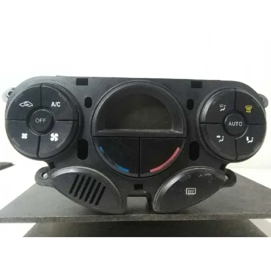 Mando Climatizador para Ford Focus Berlina (Cak)