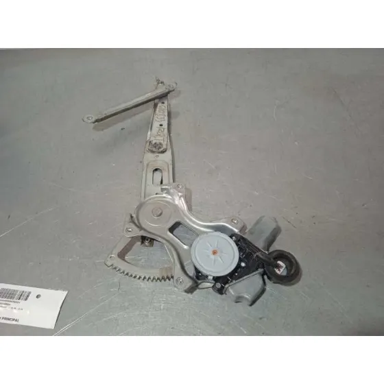 Elevalunas Trasero Izquierdo para Toyota Prius (Nhw30)