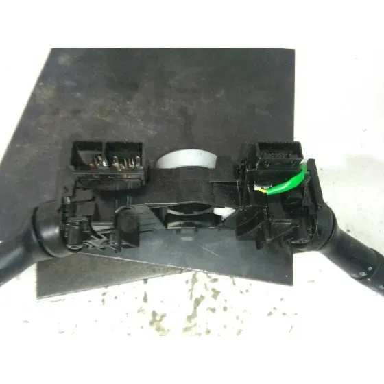 Mando Multifuncion para Toyota Prius (Nhw30)