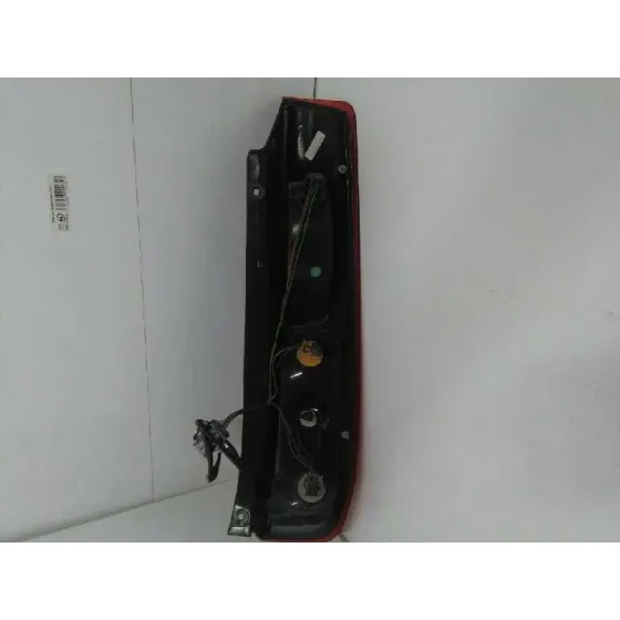 Piloto Trasero Izquierdo para Ford Fiesta (Cbk)