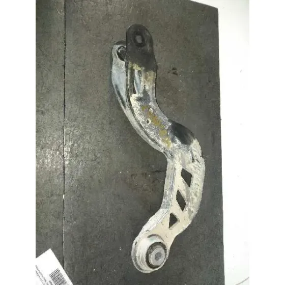 Brazo Suspension Superior Trasero Derecho para Mercedes-Benz Clase A (W176)