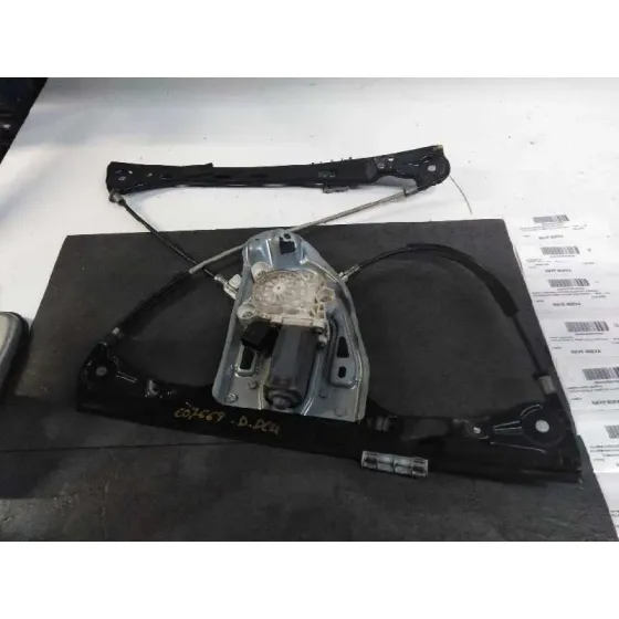 Elevalunas Delantero Derecho para Mercedes-Benz Clase C (W203) Berlina