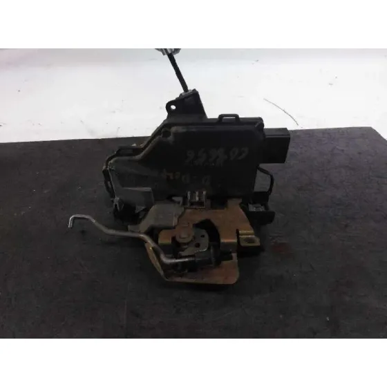 Cerradura Puerta Delantera Derecha para Audi A6 Berlina (4B2)