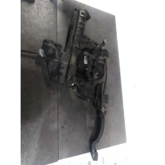 Cerradura Puerta Trasera Derecha para Ford Focus Turnier (Cb4)
