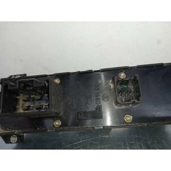 Mando Elevalunas Delantero Izquierdo para Ford Focus Berlina (Cap)
