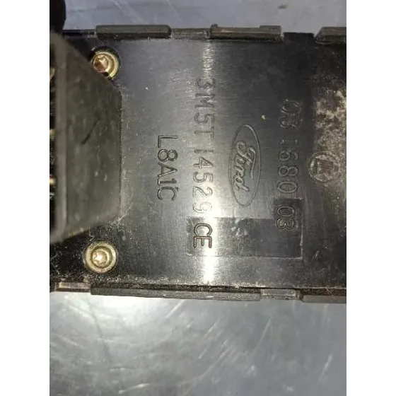 Mando Elevalunas Delantero Izquierdo para Ford Focus Berlina (Cap)