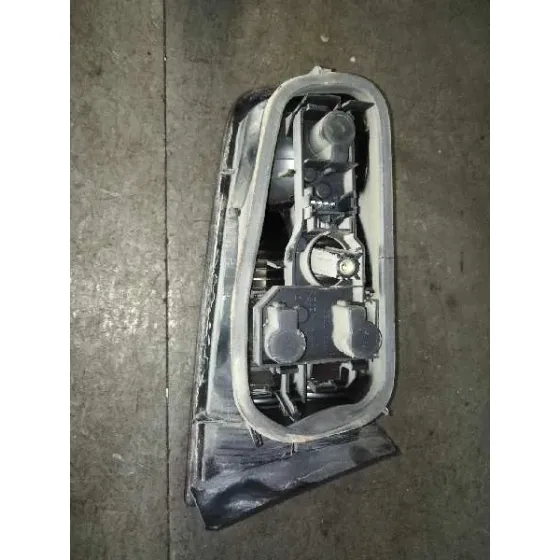 Piloto Trasero Derecho para Renault Laguna Ii (Bg0)
