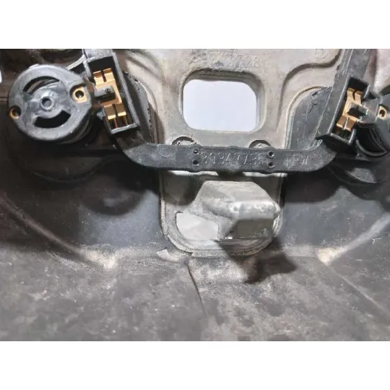 Volante para Ford Focus Berlina (Cap)