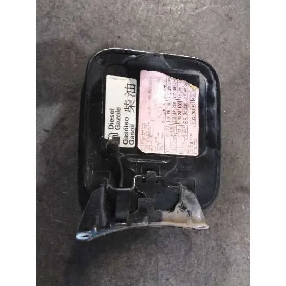 Tapa Exterior Combustible para Audi A3 (8L)