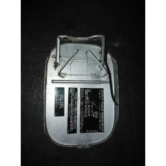 Tapa Exterior Combustible para Mercedes-Benz Clase C (W203) Familiar