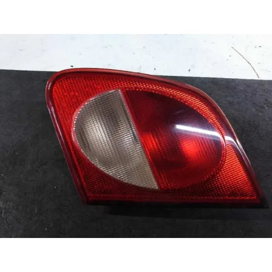 Piloto Trasero Derecho Interior para Mercedes-Benz Clase E (W210) Berlina