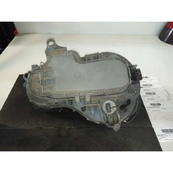 Faro Izquierdo para Mercedes-Benz Clase E (W210) Berlina