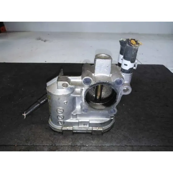 Caja Mariposa para Opel Corsa C