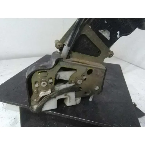 Cerradura Puerta Trasera Izquierda para Mazda 6 Berlina (Gg)