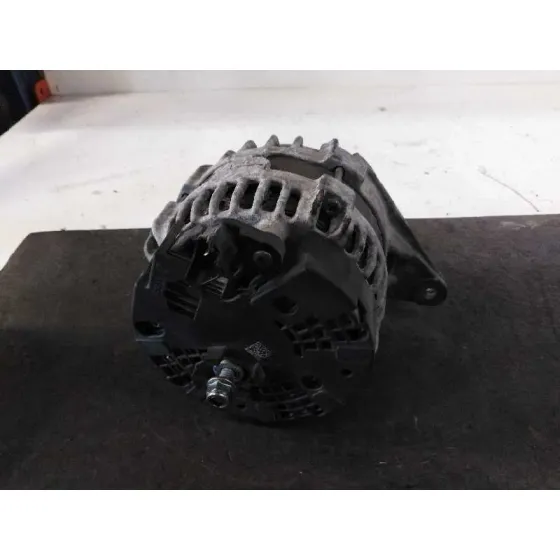 Alternador para Mercedes-Benz Clase Cla (W117)