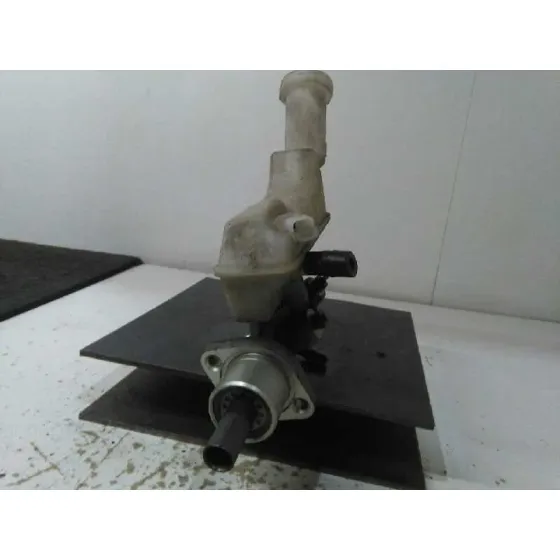 Bomba Freno para Nissan Micra (K12E)