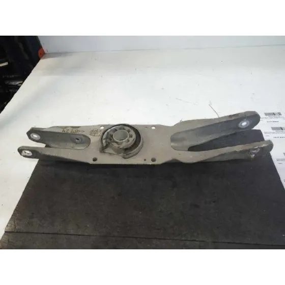 Brazo Suspension Inferior Trasero Izquierdo para Mercedes-Benz Clase Cla (W117)