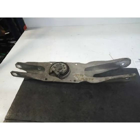 Brazo Suspension Superior Trasero Derecho para Mercedes-Benz Clase Cla (W117)