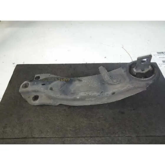 Brazo Suspension Inferior Trasero Izquierdo para Mercedes-Benz Clase Cla (W117)