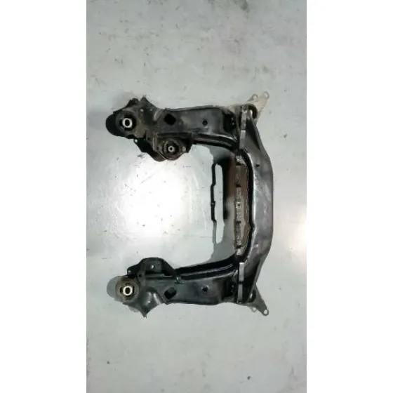Puente Delantero para Volkswagen Passat Berlina (3B2)