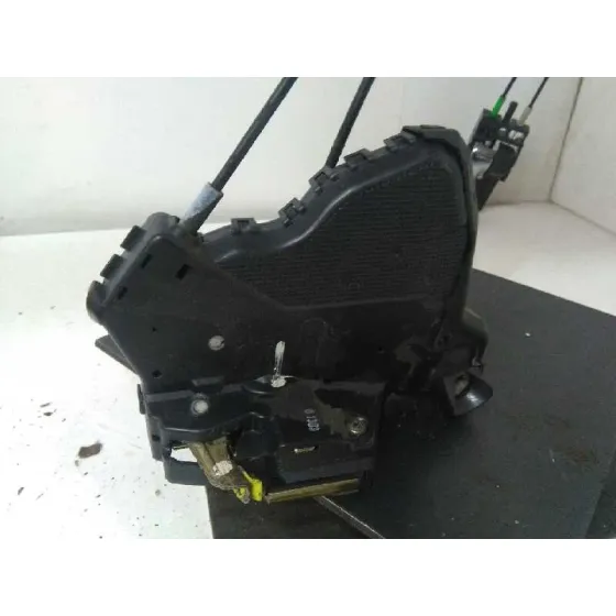 Cerradura Puerta Delantera Izquierda para Toyota Corolla (E12)