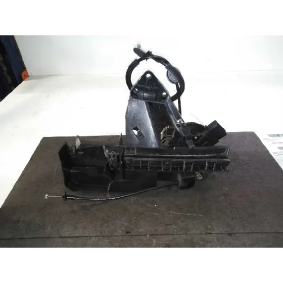 Cerradura Puerta Delantera Derecha para Ford Focus Lim. (Cb4)