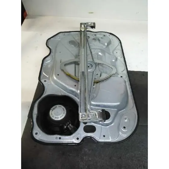 Elevalunas Delantero Derecho para Ford Focus Lim. (Cb4)