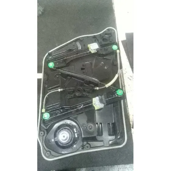 Elevalunas Delantero Derecho para Mercedes-Benz Clase Gla (W156)