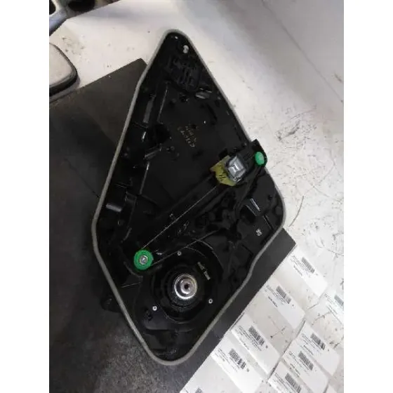 Elevalunas Trasero Derecho para Mercedes-Benz Clase Gla (W156)
