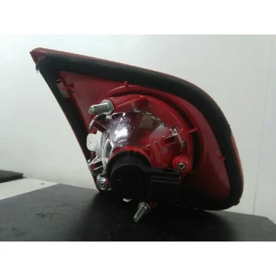 Piloto Trasero Derecho Interior para Volkswagen Passat Berlina (3C2)