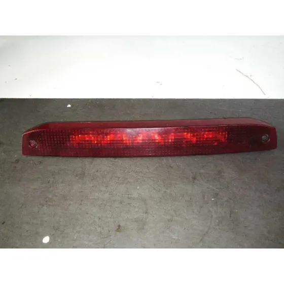 Luz Central De Freno para Ford Focus Berlina (Cap)