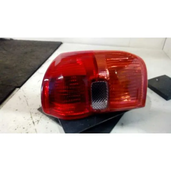 Piloto Trasero Derecho para Toyota Rav 4 (A2)