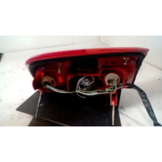Piloto Trasero Izquierdo para Toyota Rav 4 (A2)