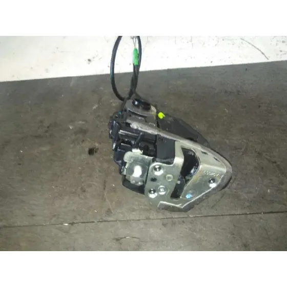Cerradura Puerta Trasera Derecha para Toyota Auris